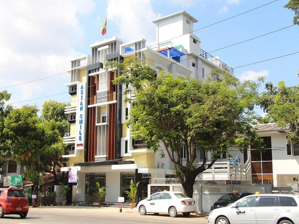 Asian Smile Hotel Yangon Exterior foto